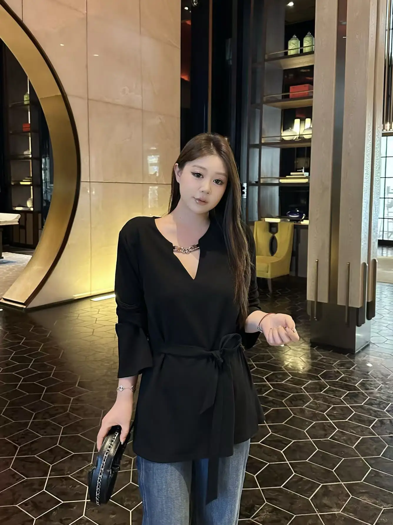 

Qiqi plus Size Women's irt Long Sve Faionable Slimming Mid-Length Polyester Blend Autumn Winter New Sle Top