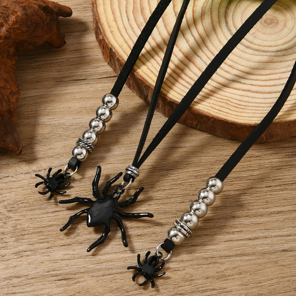 

Punk Gothic Black Spider Pendant Necklaces For Women Girls Halloween Party Holiday Grunge Rock Charm Designer Jewelry Gifts