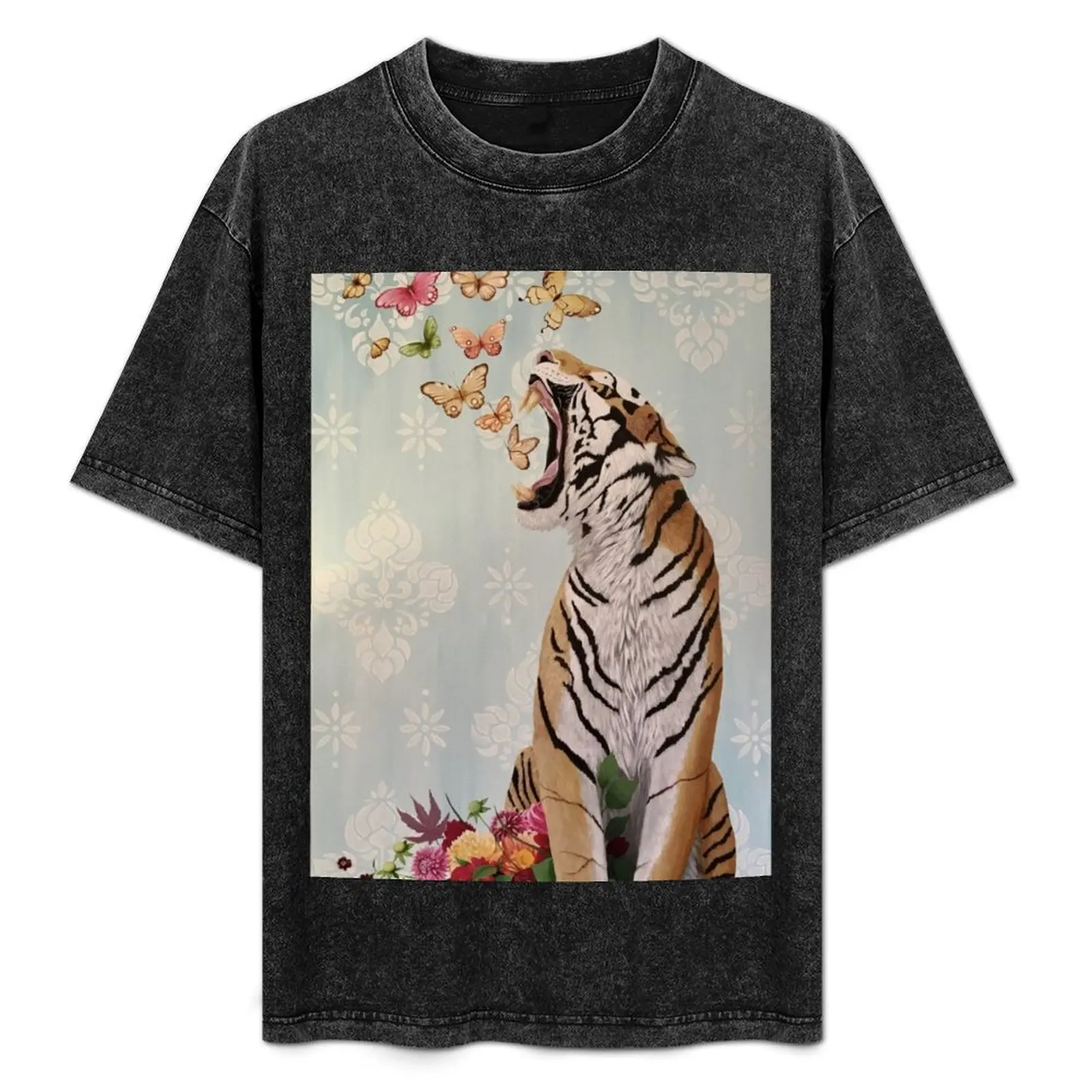 

Beautiful Tiger T-Shirt Plus Size Lightweight Top