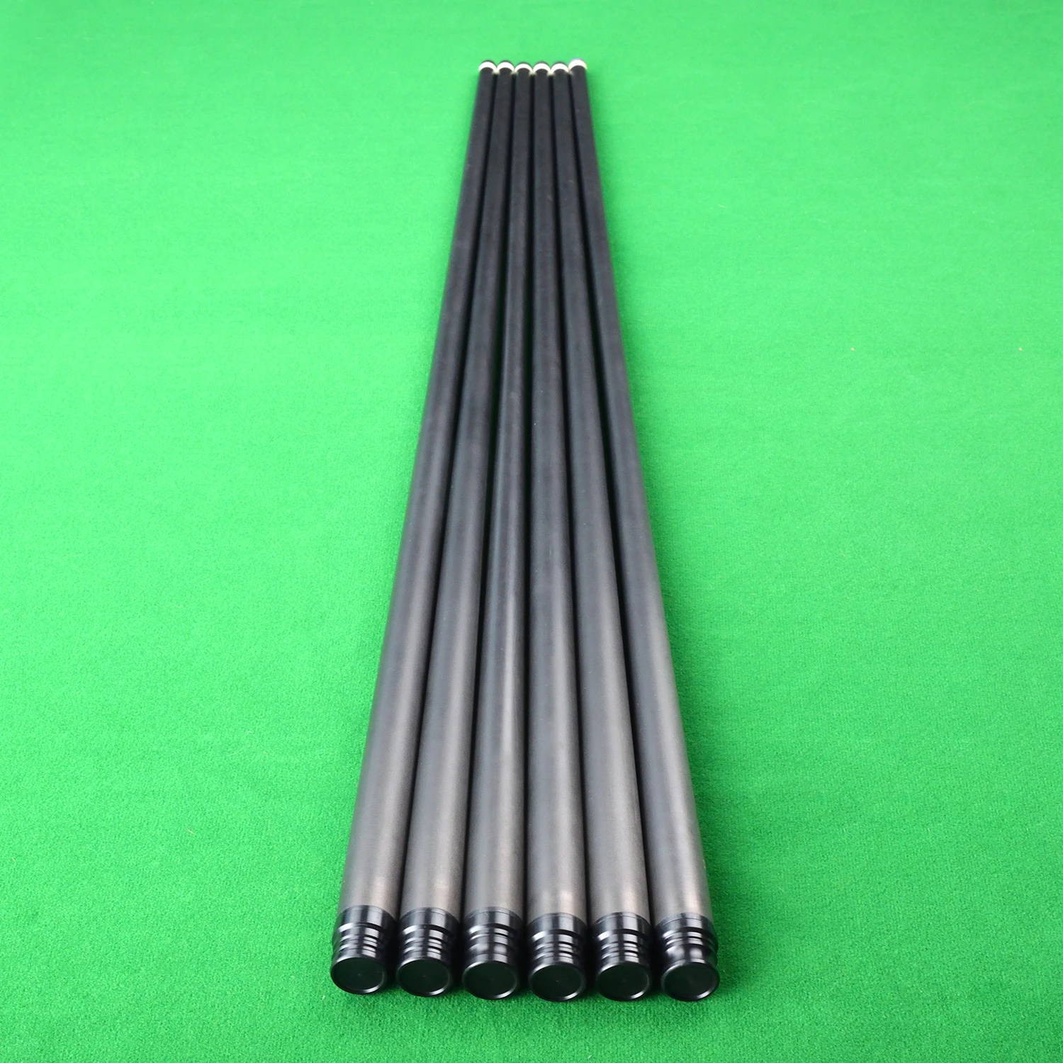 

Customizable 11.8mm-12.8mm Carbon Fiber Pool & Snooker Cue Shaft Pro Conical Taper 12.4~21.4 *737mm