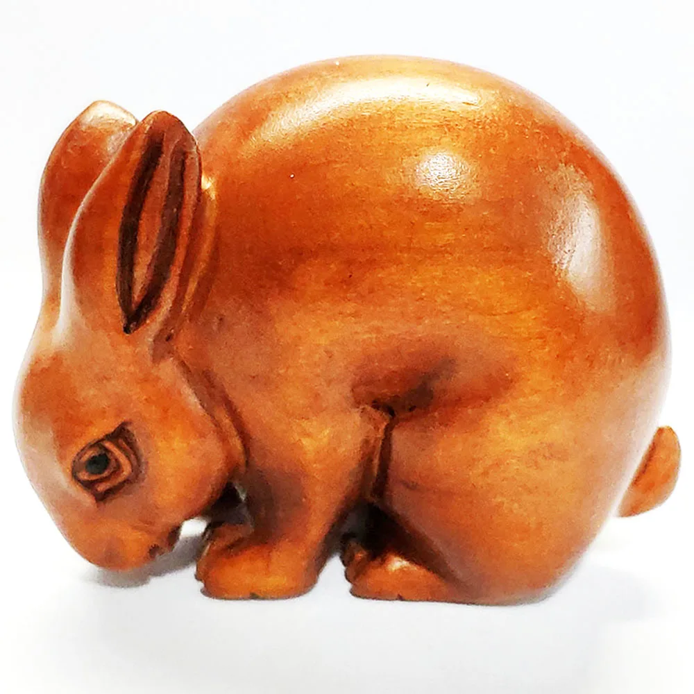 

RS473, 2" Hand Carved Japanese Boxwood Netsuke, Lovely Rabbit Figurine, Zodiac Animal Sculpture, Small Ornaments