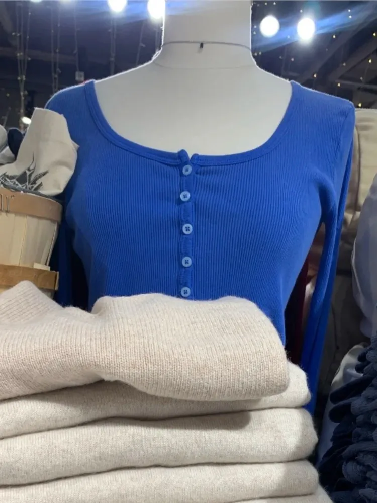 

American Vintage Electric Blue Tshirt Women Autumn Buttons O-neck Cotton Ribbed Long Sleeve Tee Sweet Cute Casual T-shirts Y2K