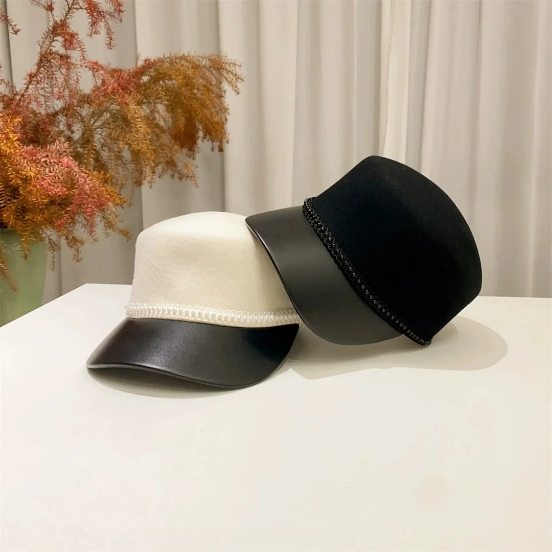 Casual Leather-Brim Baseball Caps, Pearl-Embellished Equestrian Hats, British-Style Riding Hats, and Vintage Baseball Caps