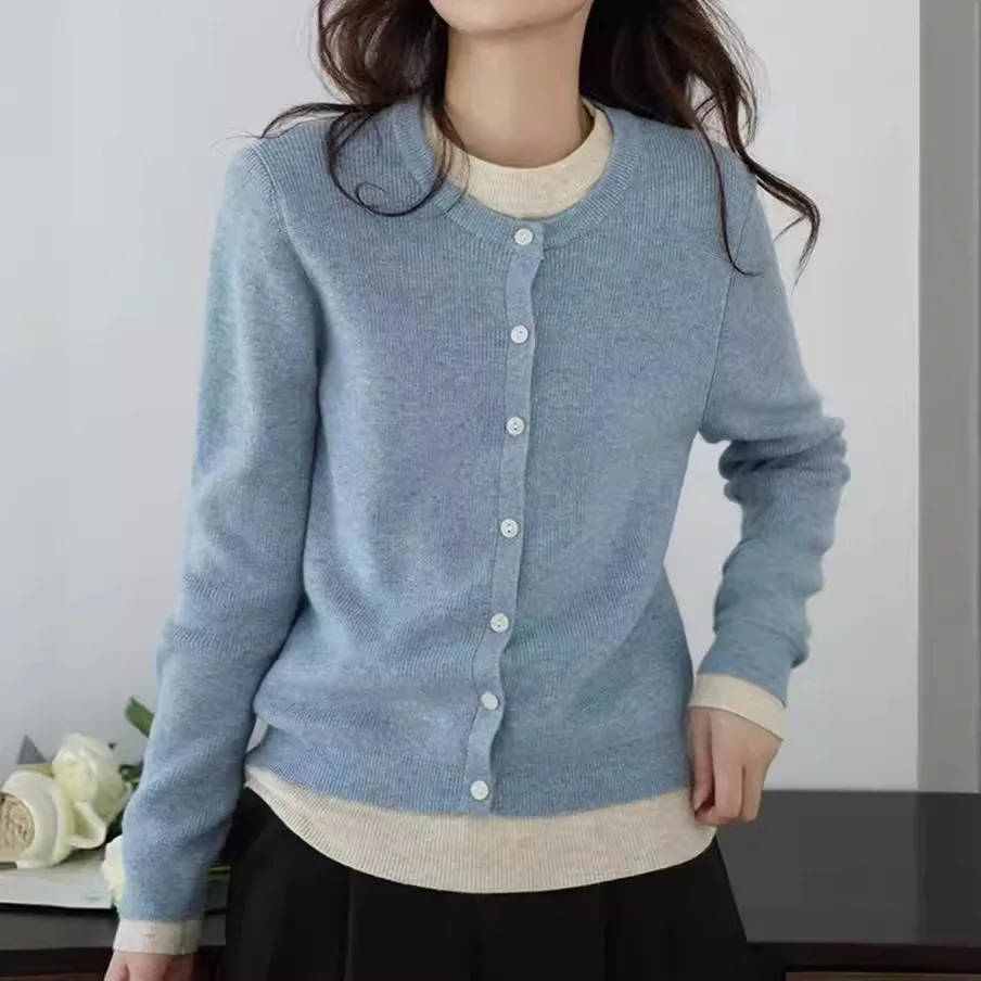 2024 Sommer neue Rundhals-Spleiß stil kleine duftende Damen lose Pullover Jacke offen gestrickte Woll pullover a89