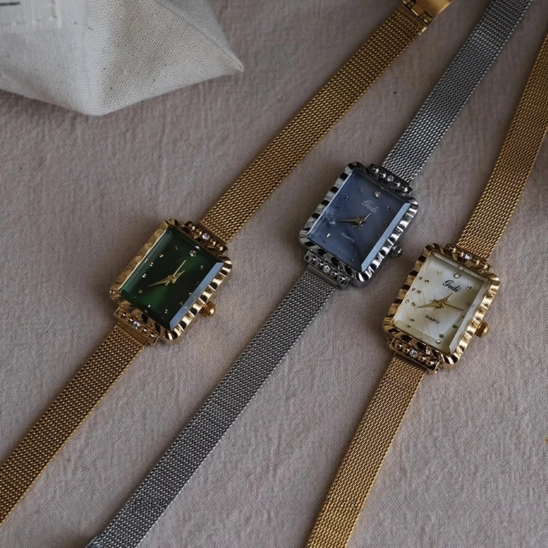 Vintage Women's Rectangular Bracelet Quartz Watch Medieval Elegant Clock Waterproof Ladies Watch