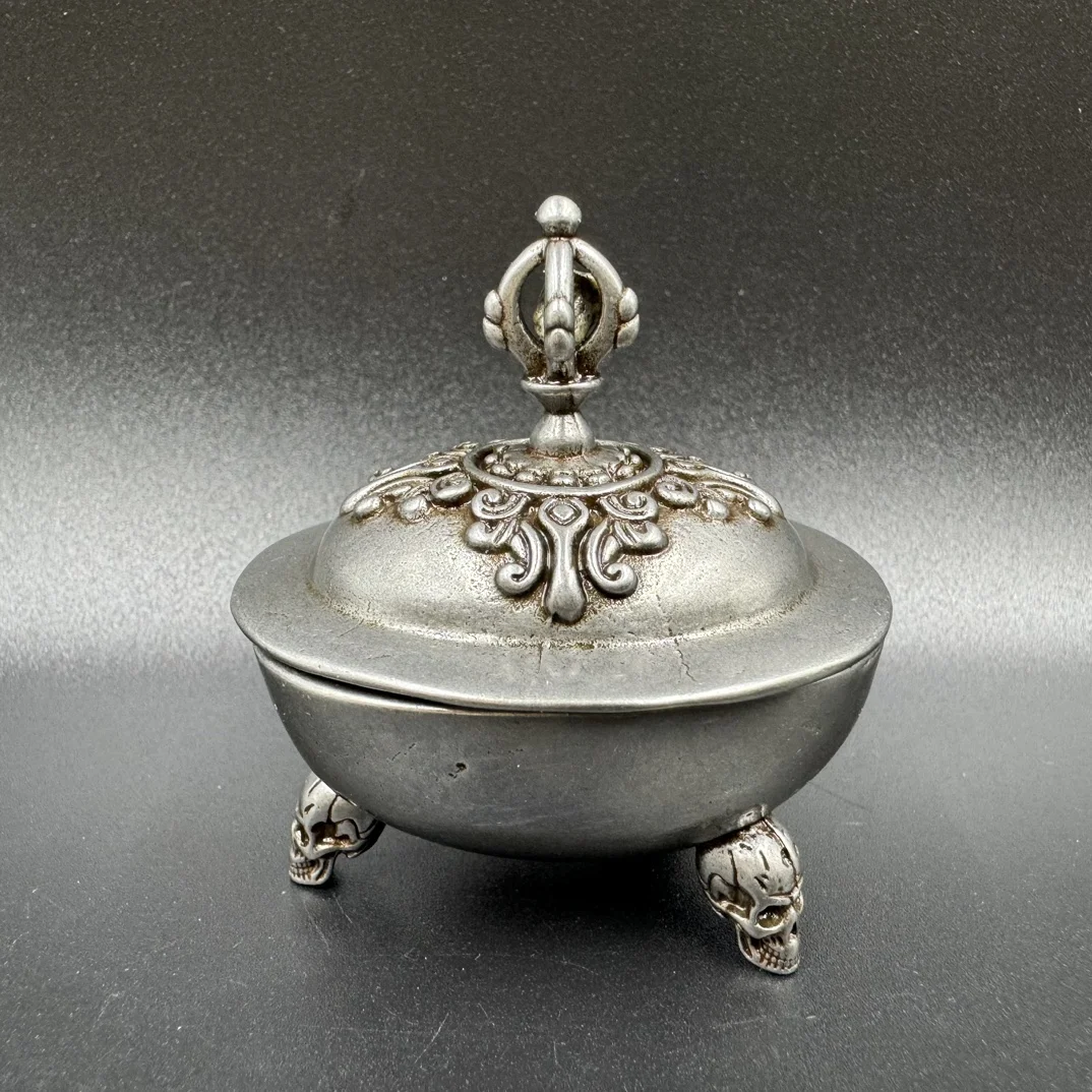 Xizang Cold Iron Tibetan Vajra Head Tripod Gabala Bowl Small Ornaments Imitating Tiantie Cranial Ware Gatuba Decoration