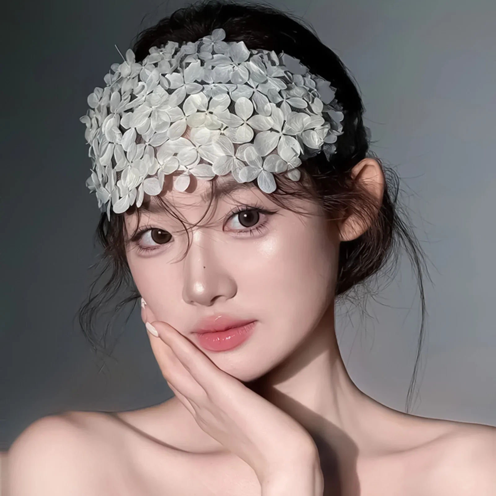 

French Retro Headband For Girls Handmade White Petal Headband Elegant Flower Wedding Hair Crown Women's Trendy Hair Accessories