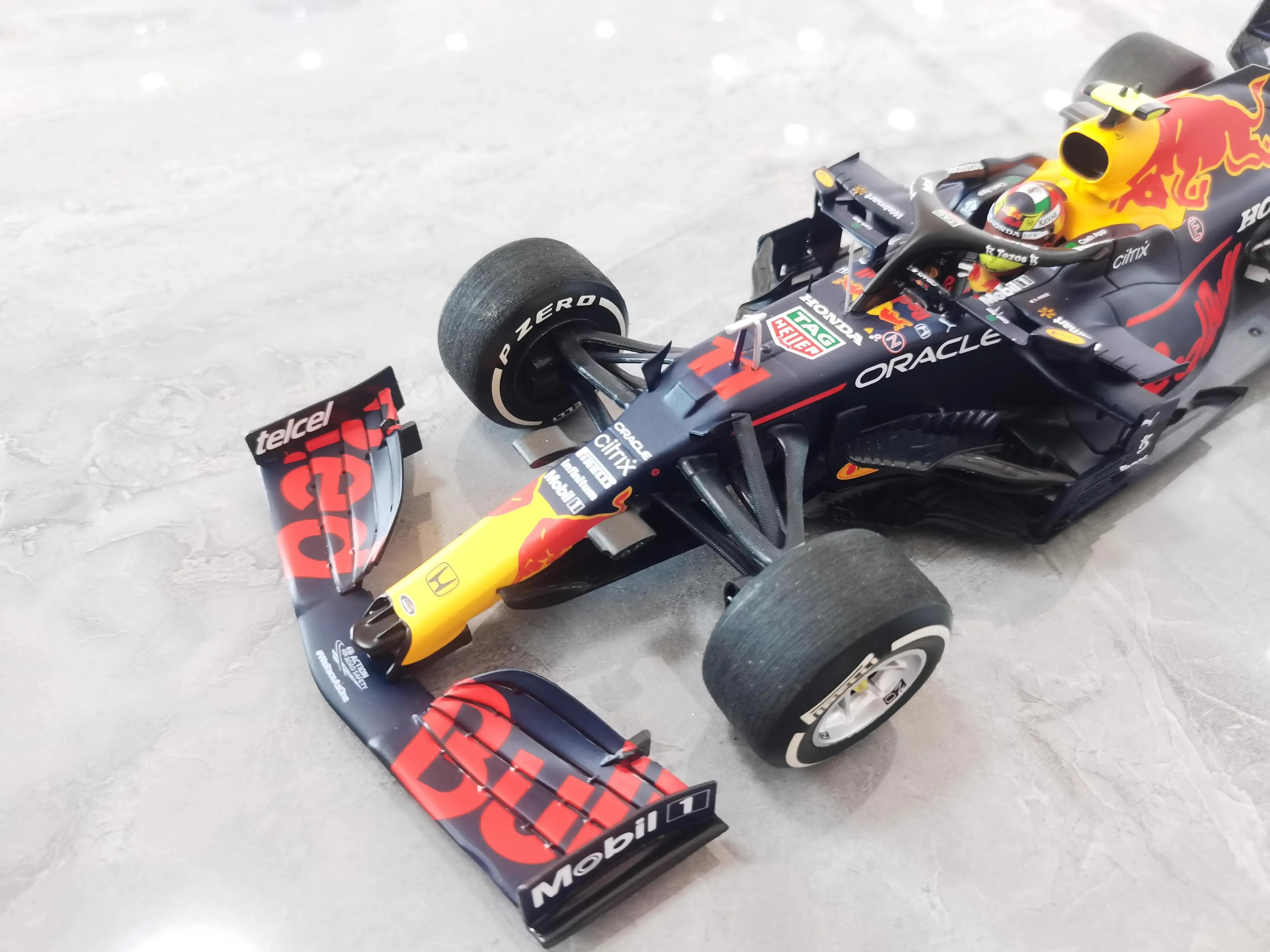 1:18 Minichamps F1 Car Model Red Bull 2022 Monaco Sergio Perez Rb18 #11 Collectible Children Toys Checo F1 Car Birthday Gift