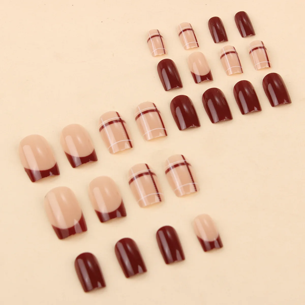 24Pcs/Set Square Medium-Long Press On Nails Y2K Red Grid Fake Nails French Reusable False Nail Christmas Wearing Nails