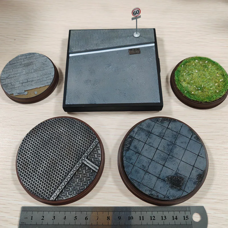 

Mini Ruins Highway Lawn Platform Diorama Car Scene Base Miniature Terrain Tiles Model Fit 1:64 1:24 1:43 1:18 1:87 Figures