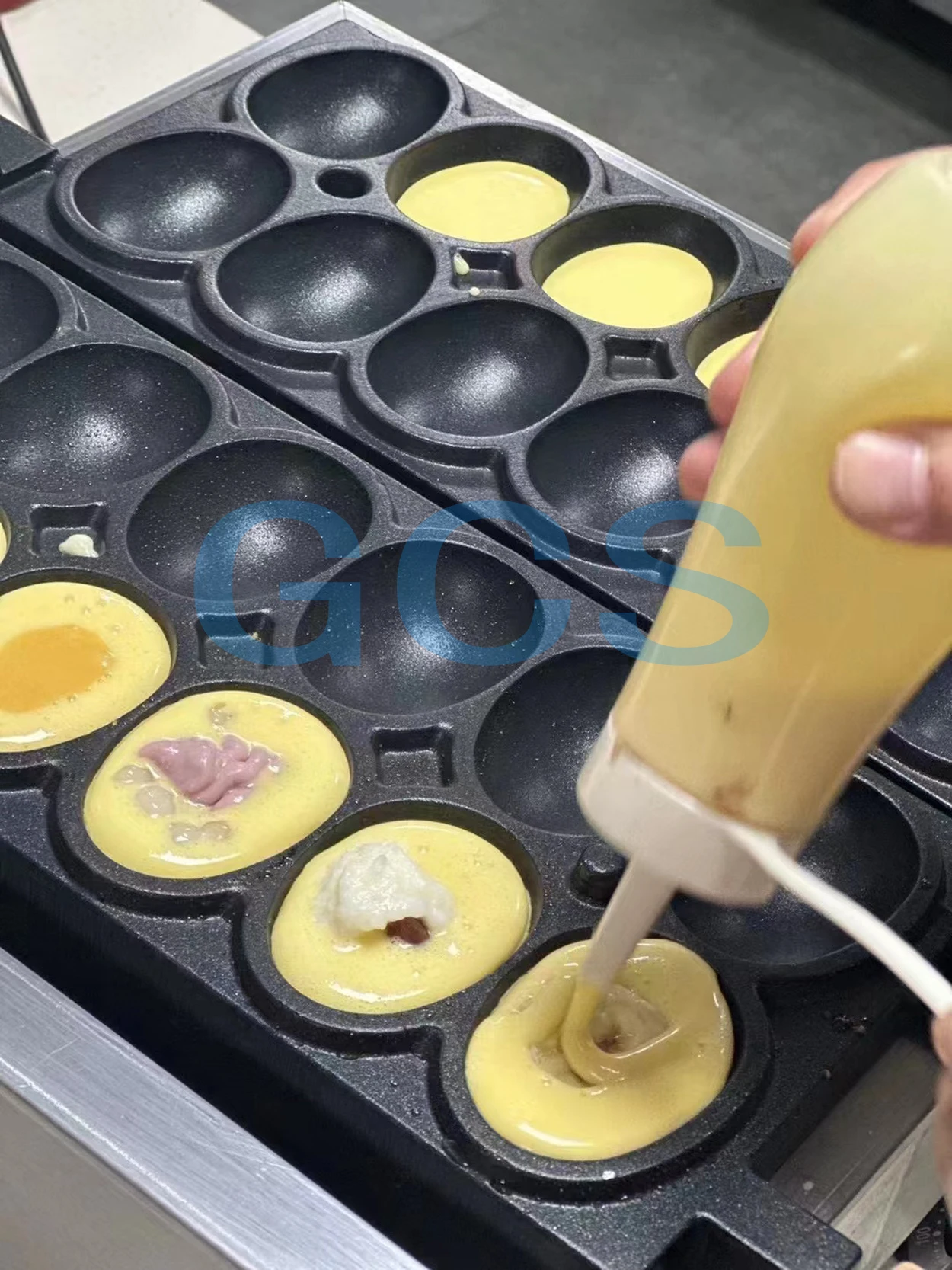 12 Holes Electric Waffle Iron 110V/220V Egg Shape Waffle Machine Commercial Eggs Waffle Maker Pastry Baking Machine