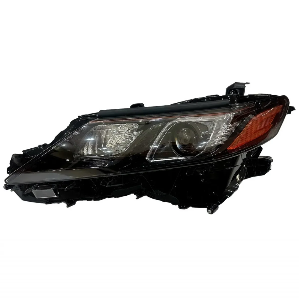 Suitable for 2021 Camry headlight low-end US version 81150-06D72