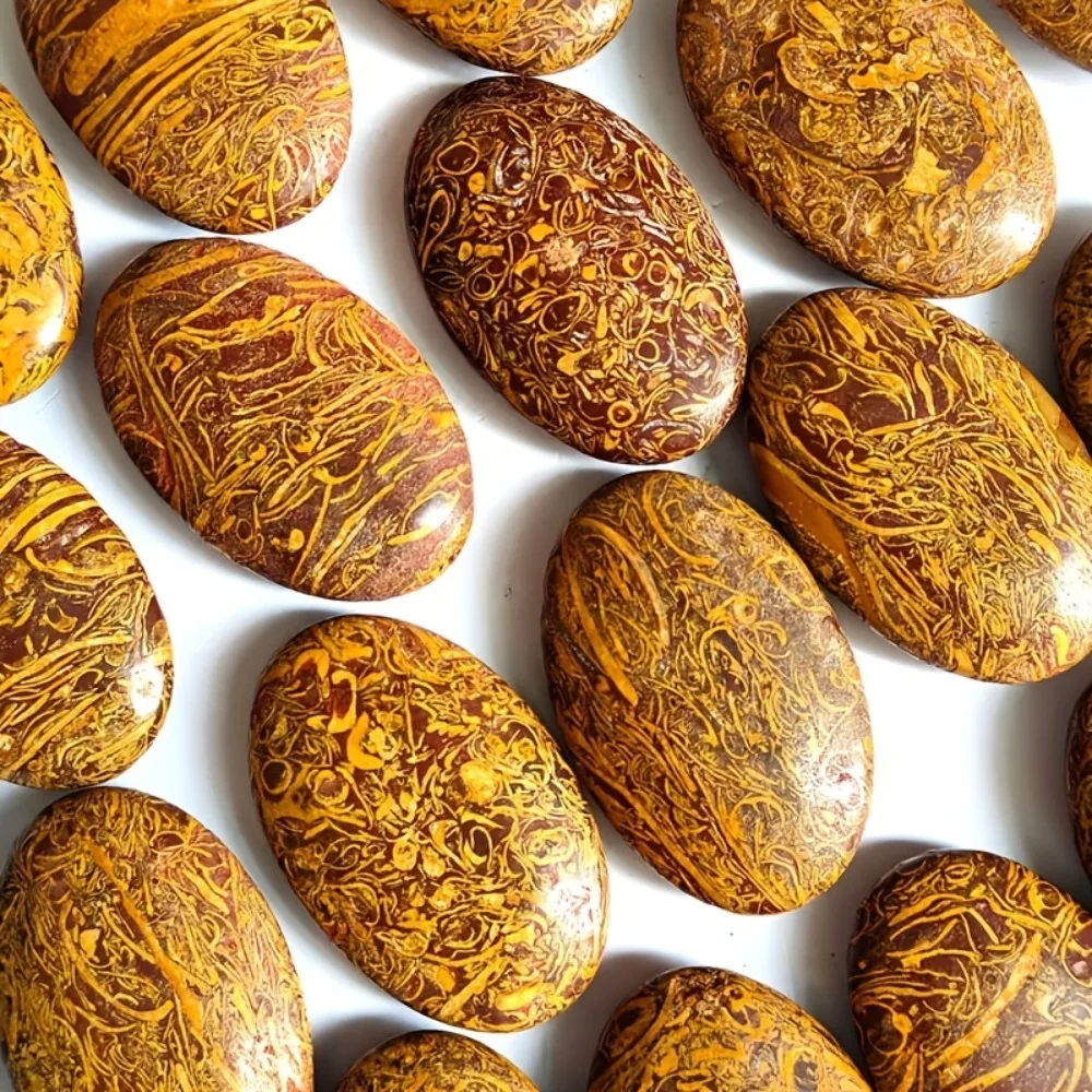 Natural Crystals Golden Silk Stone Calligraphy Pocket , Exquisite Patterns  Energy Crystal Thumb Toy Hot Compress Healing Health