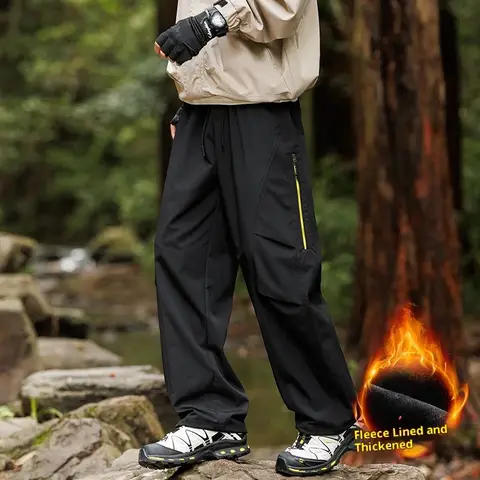 Pantaloni da trekking invernali all'aperto Pantaloni cargo funzionali foderati in pile da uomo con tasche multiple + pantaloni larghi con coulisse con cerniera