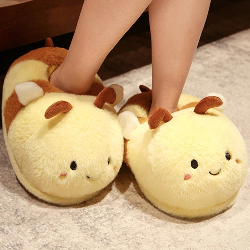 

New Home Slippers Cartoon Bee Modeling Design 2023 White Warm Adult Lady Plush Head Silent Indoor Floor Women Fun Slippers