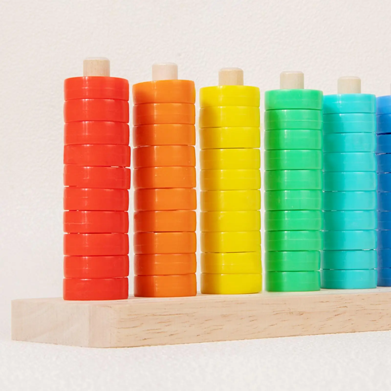 Drewniane zabawki do sortowania kolorów Sensoryczna zabawka Wczesny rozwój Umiejętności motoryczne Gra z kolorowymi kółkami dla dzieci w wieku 1-3 lat