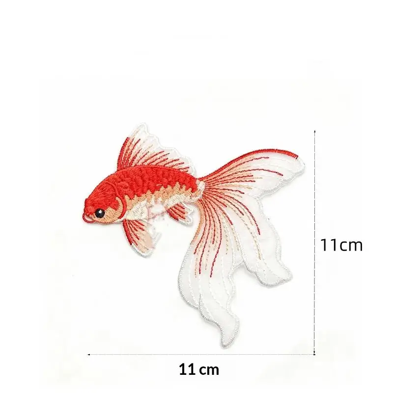 2 Stück mehrfarbige Goldfisch-Stickerei-Aufnäher aus Stoff für T-Shirts, Taschen, Hüte, Accessoires, zum Aufbügeln, zum Reparieren, zum Basteln. – Detail 8