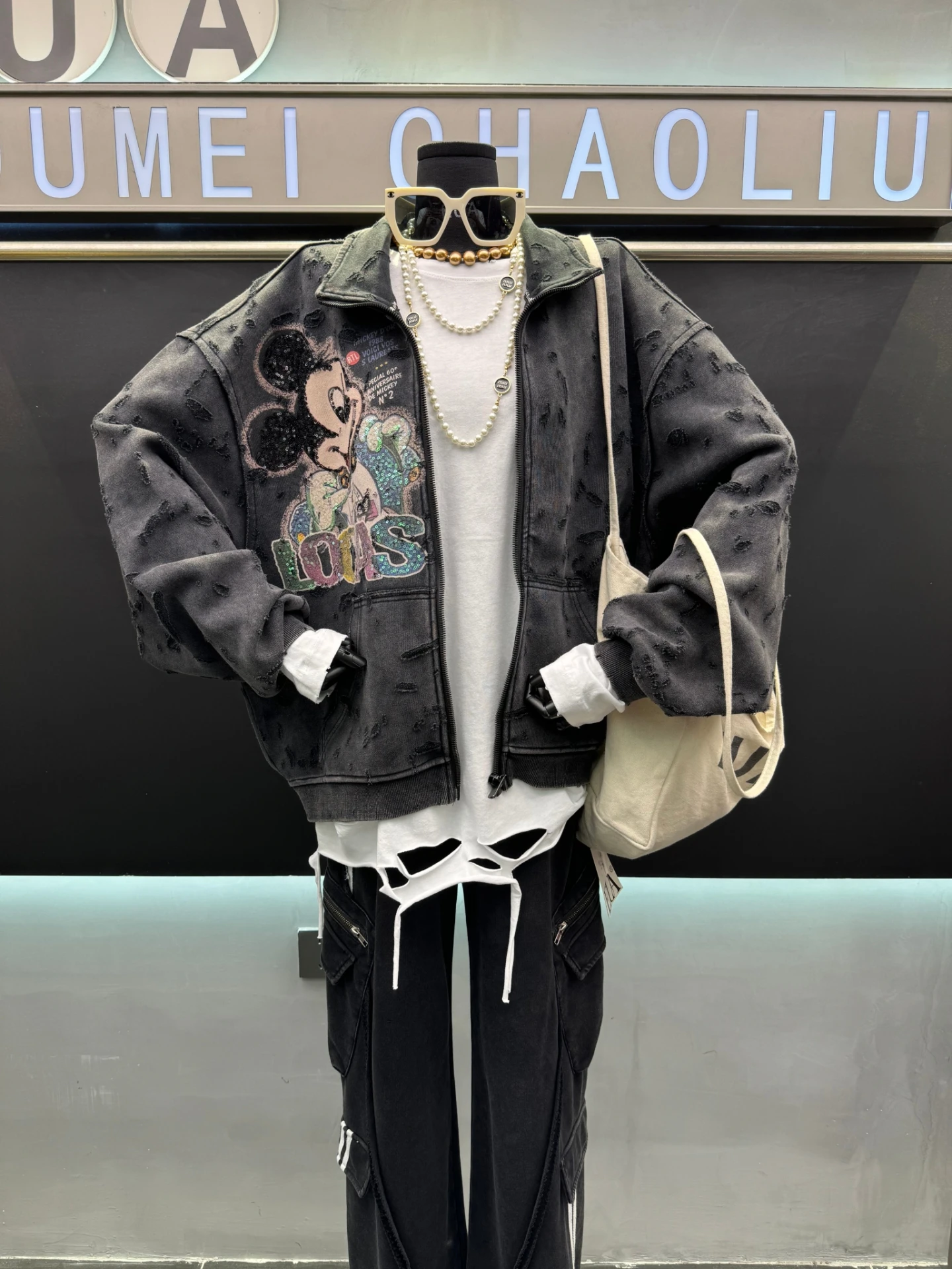 European Style Cartoon Zipper Jacket 2025 Autumn New Heavy-duty Ripped Sequin Cartoon Sweatshirt Casual Loose Coat Sweatshirt