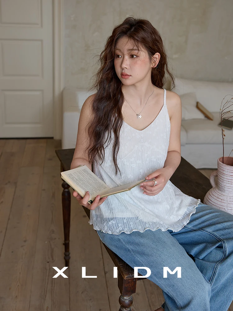 

Эластичный топ-майка с вышивкой и текстурой, V-образный вырез, А-силуэт, для женщин больших размеров, летний, повседневный, свободный крой, укороченный