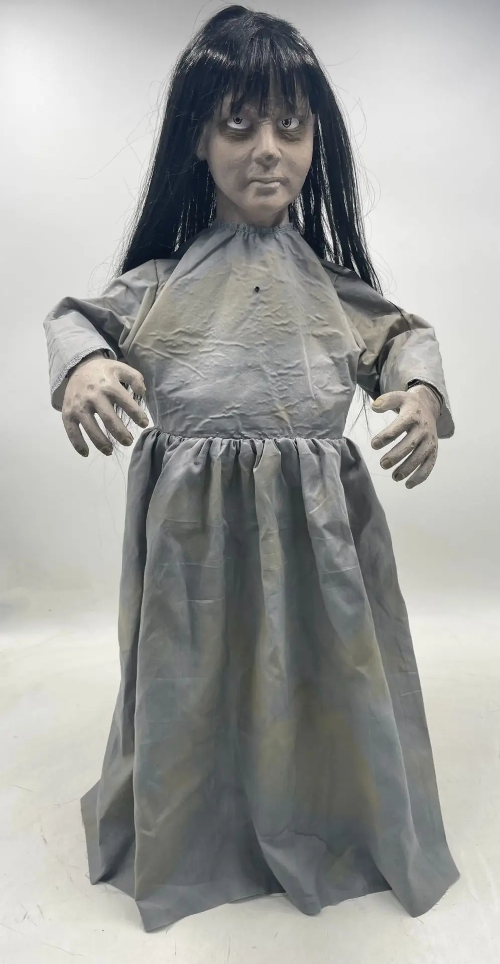 

Shawl Raises Hands Electric Halloween Decorative Props Festival Toys Climb