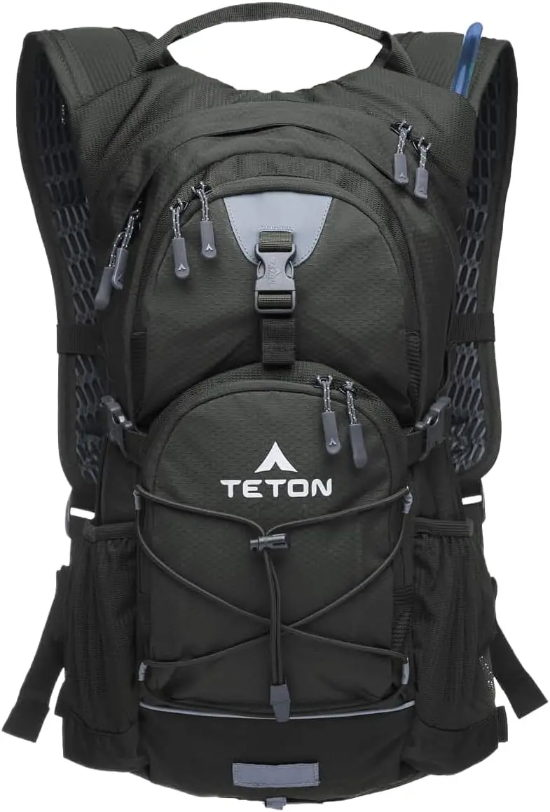 Teton Oasis/Trailrunner Hydration Backpack – Lightweight Water Pack with 2L/3L Bladder for Hiking, Running, Cycling, Biking 18L/22L Sizes – Sewn-in Rain Cover – Fits Men and Women