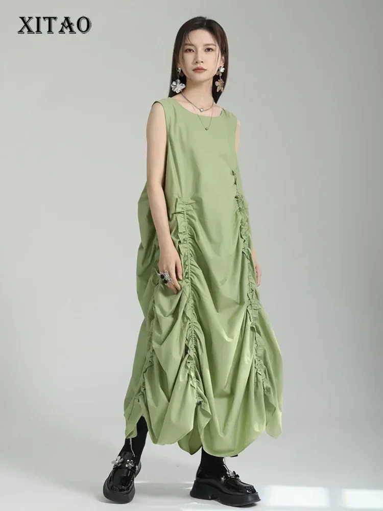 

XITAO Solid Pleated Dress Women Korea 2025 Summer New Arrival Personality Fashion Loose O-neck Sleeveless Dress WMD5840