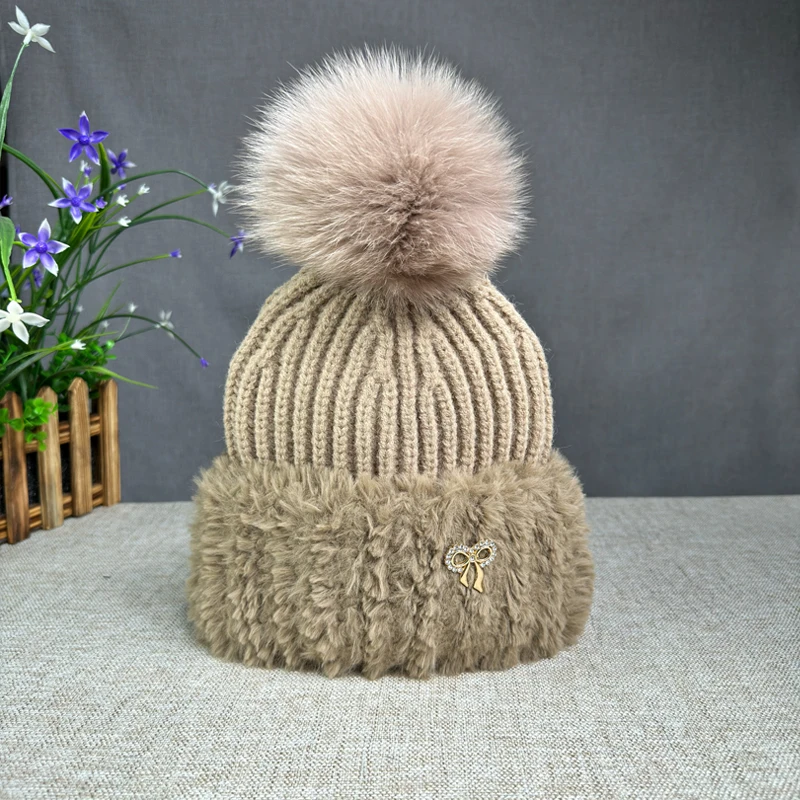 2025 Natural fur pompom hat Winter Knitted Hat Outdoor Cycling travel Warm Cap Casual High quality Fashion Hats beanies