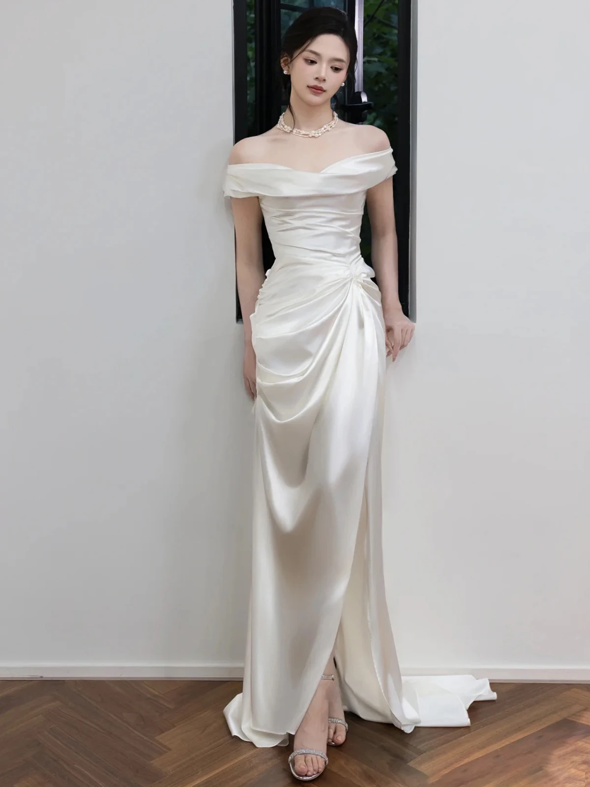 

Легкое атласное свадебное платье фасона «русалка» на одно плечо, вечернее платье, простое элегантное корейское свадебное платье