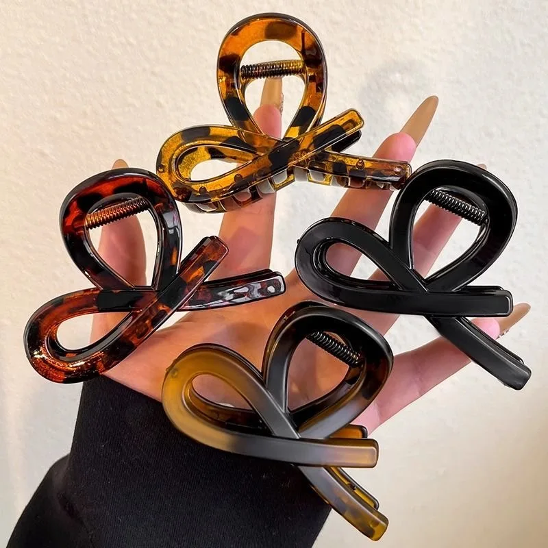 Vintage Haarspange mit geometrischer Schleife für hohe Pferdeschwänze – Haarklammer für Damen, Haarschmuck für den Hinterkopf – Detail 5
