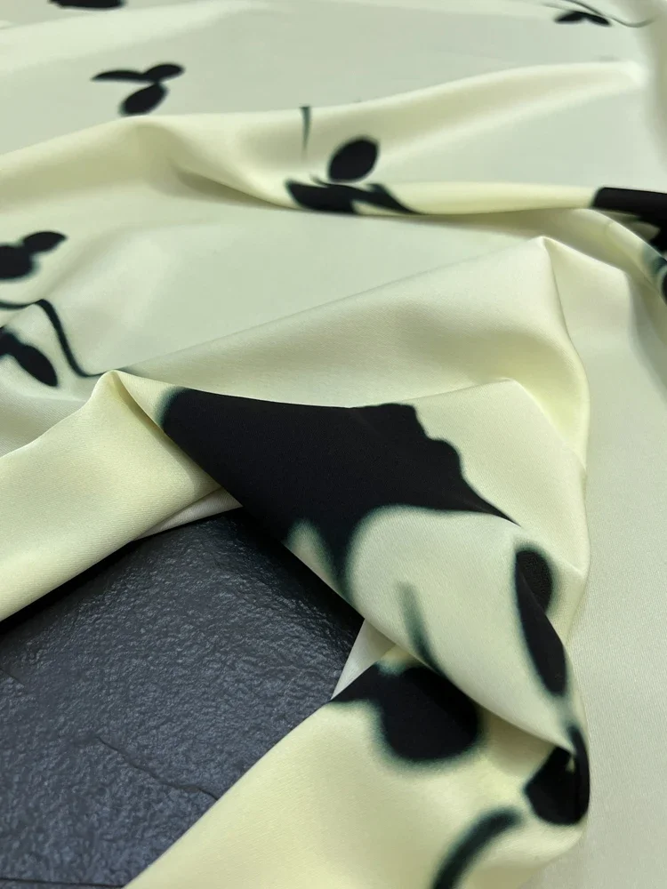 Simple Style Black Flower Stretch Silk Twill Fabric for Dresses and Shirts