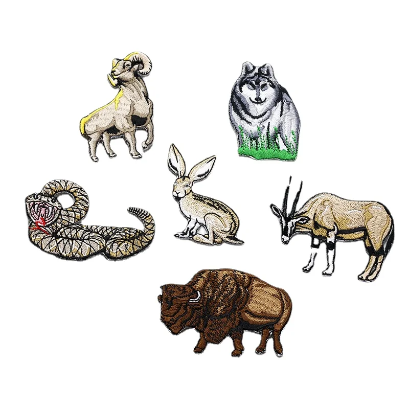 

20pcs/Lot Luxury Embroidery Patch Wolf Buffalo Snake Sheep Rabbit Forest Animal Shirt Bag Clothing Decoration Craft Diy Applique