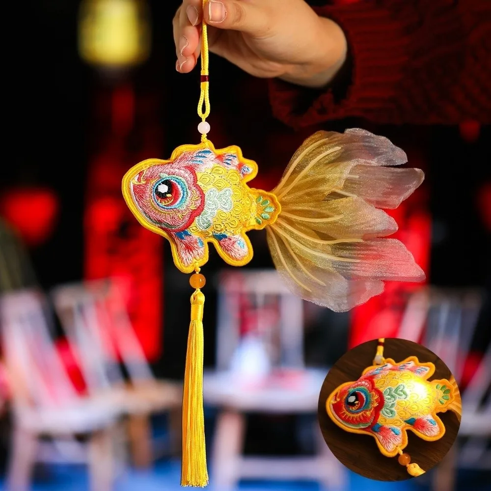 ذهبية السنة الجديدة كوي الأسماك الديكور حسن الحظ شرابة الصينية التقليدية قلادة حسن الحظ أطيب التمنيات