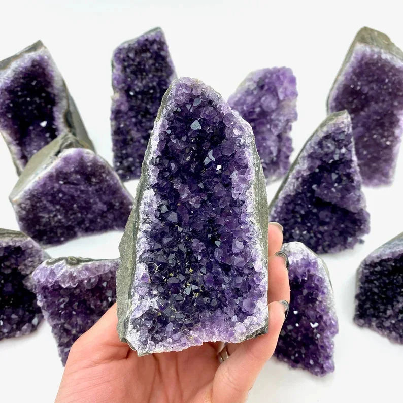 Natural Amethyst Crystal Cluster Geode - Raw Quartz Mineral Specimen from Uruguay, Spiritual Healing Stone for Chakra, Reiki