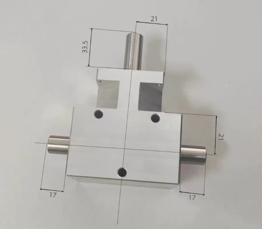 Suitable for angle gear 1:1 helical bevel gear shaft 12mm co directional dual output shaft 90 degree differential gearbox