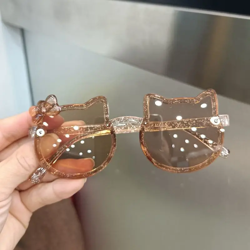 TAKARA TOMY Hallo Kitty Sommer Neue kinder Feine Flash Bogen Licht Anti-glare Outdoor Meer Polarisierte Sonnenbrille für mädchen