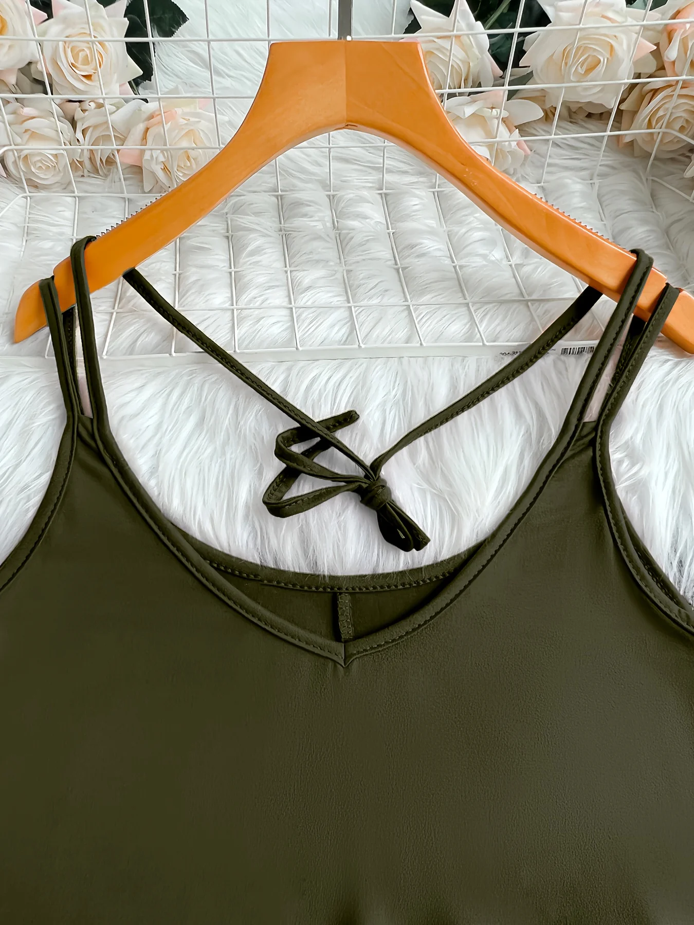 Abito lungo senza maniche verde oliva estivo da donna - Abito casual ampio con scollo a V e spacco laterale con doppie spalline per la spiaggia e l'uso quotidiano