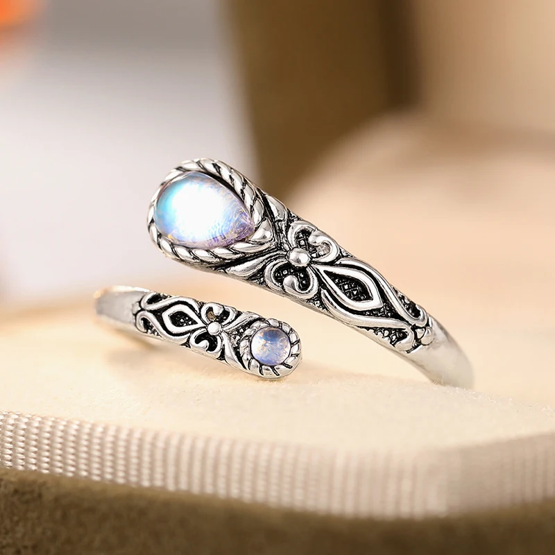 Women's Vintage Imitation Moonstone Opening Ring