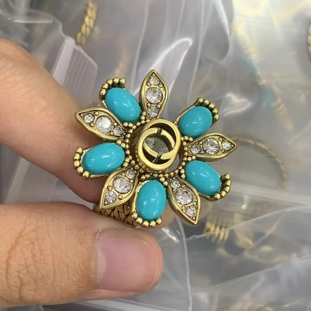 

2025 Classic Double-Letter Retro Ring, Fashionable Women's Jewelry, Thoughtful Gift for Women