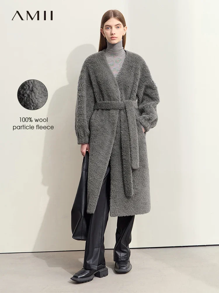 AMII Minimalism Women's 100% Sheepwool with Belt Fur Coat 2024 Winter Commuter V-neck Loose Thickness Outerwear Female 12424019