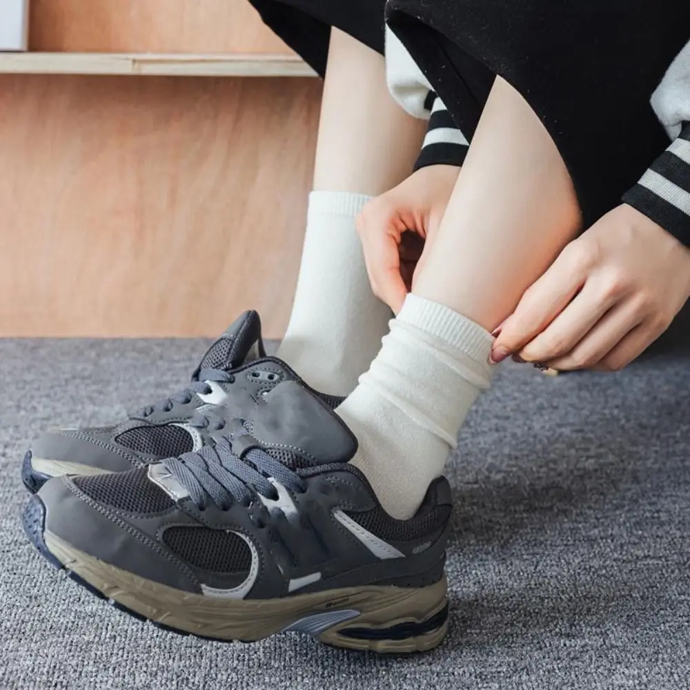 

Durable Solid Color Boneless Socks Comfortable Breathable Women's Sock Medium Tube Sock