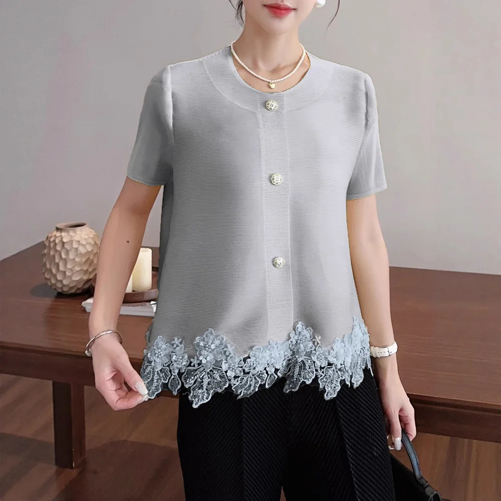 Miyake Pleats 2025 Summer New Women's Fashion Design Sense Lace Single-breasted Round Neck Pleats Loose and Versatile T-shirt