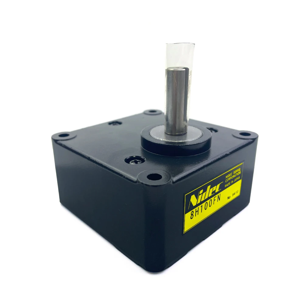 

Металлическая коробка передач 8H100FN для однофазных или трехфазных реверсивных двигателей Nidec мощностью 40 Вт