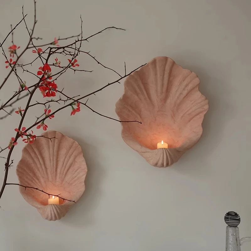 

‌French Nordic Ceramic Shell Wall Decor with Textured Glaze Minimalist Narrow Space Hanging Ornament for Living Room