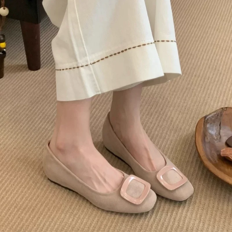 

Brand Designer Square Toe Camellia Flat Shoes Women's Comfortable Soft Sole Shallow Mouth Slip on Casual Loafer 2025