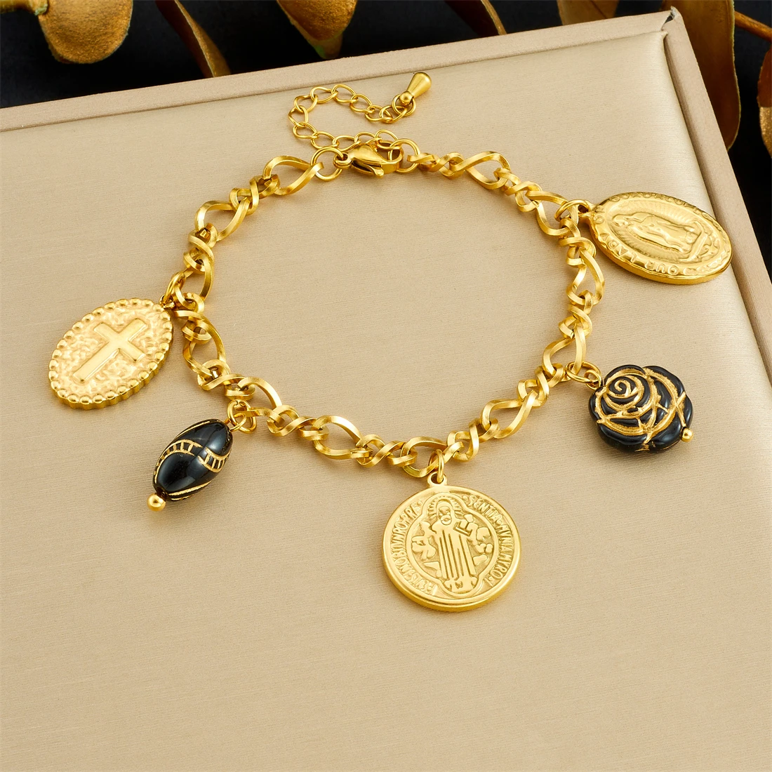 DIEYURO 316L สแตนเลสสตีลโกลเด้นรอบภาพเหมือนครอสสีดำโรสจี้สร้อยข้อมือผู้หญิงใหม่คลาสสิกข้อมือเครื่องประดับของขวัญ