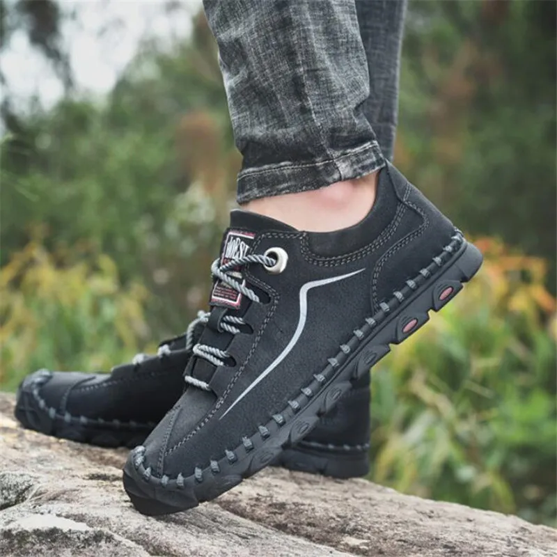 Men Casual Shoes Leather Sneakers Loafers New Soft Flat Handmade Outdoor Breathable Walking Shoes Classic Plus Size Men's Shoes