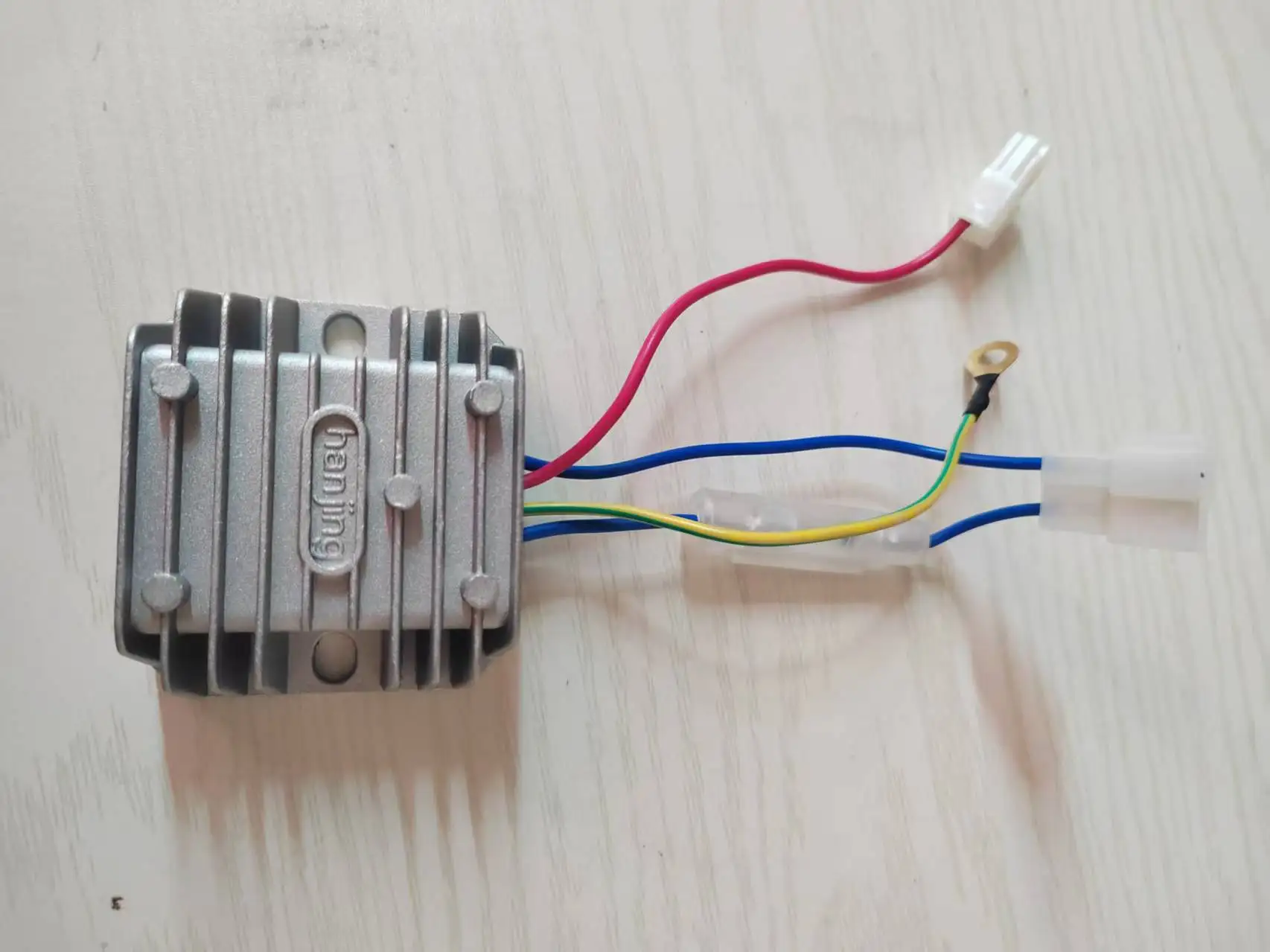 HJWYQ-8A شاحن معزز منظم الجهد 4 أسلاك مولد الجزء #4