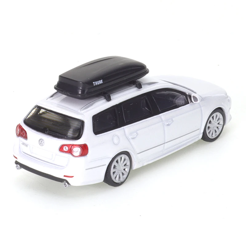 XCARTOYS 1/64 Volkswagen R36 B6 Wagon biały samochód zabawki ze stopu odlewany Metal Model prezent świąteczny dla dzieci zabawki dla chłopców