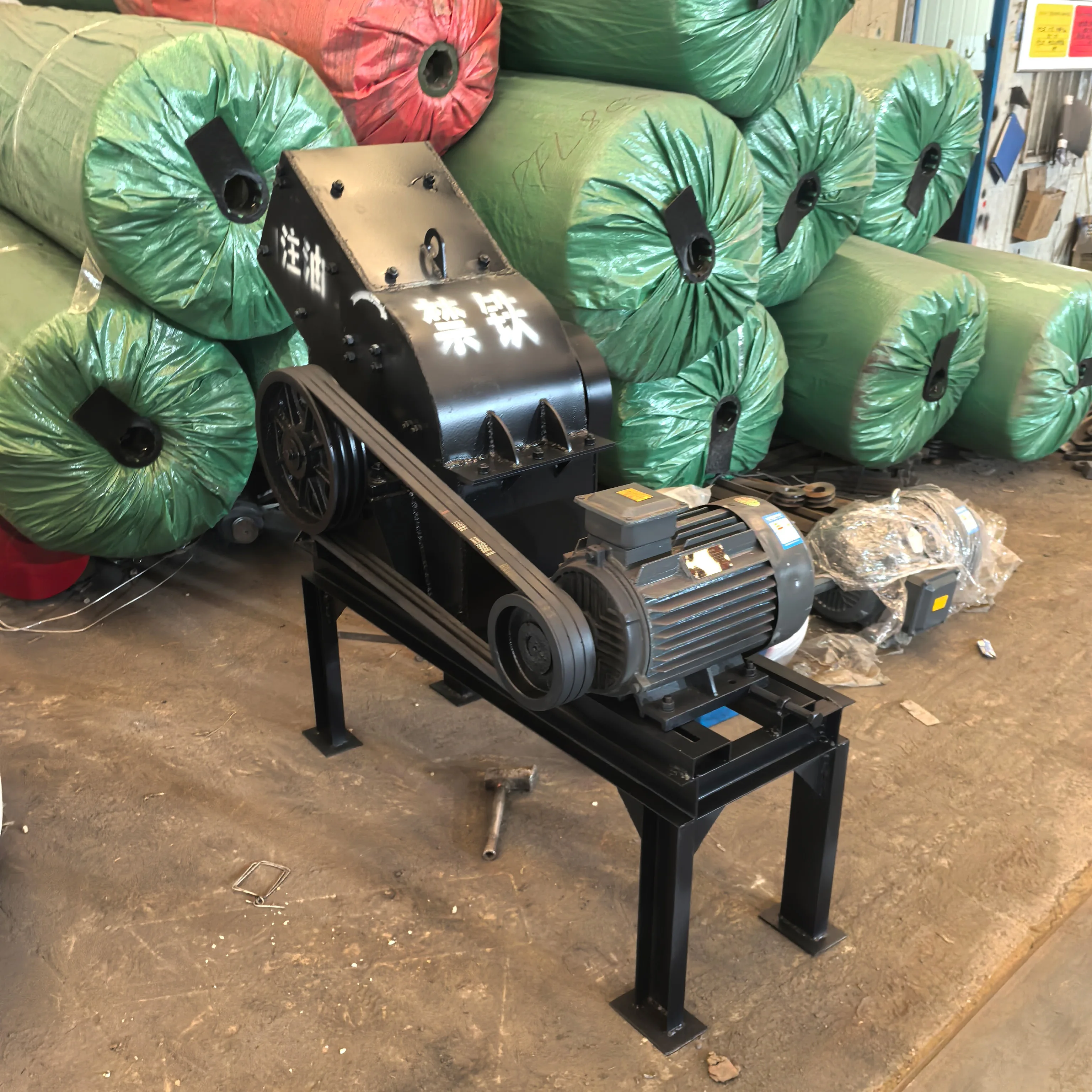 

Top Selling Small Gold Mining Equipment Grinding Machine Granite Stone Mobile diesel Hammer Crusher, Machinery