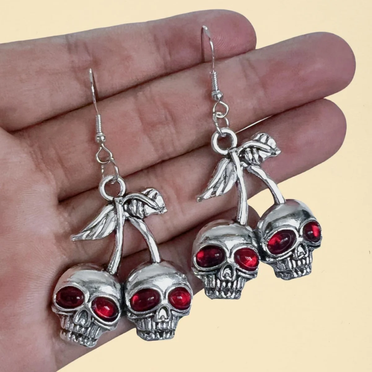 Punk Halloween Skull Cherry Dangle Earrings Gothic Skeleton Pendant Earrings Hook Jewelry for Women Men Party Decor Jewelry